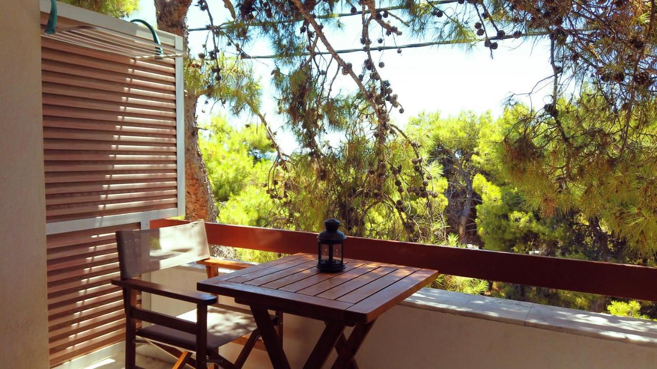 Fistiki Rooms Agia Marina  Esterno foto