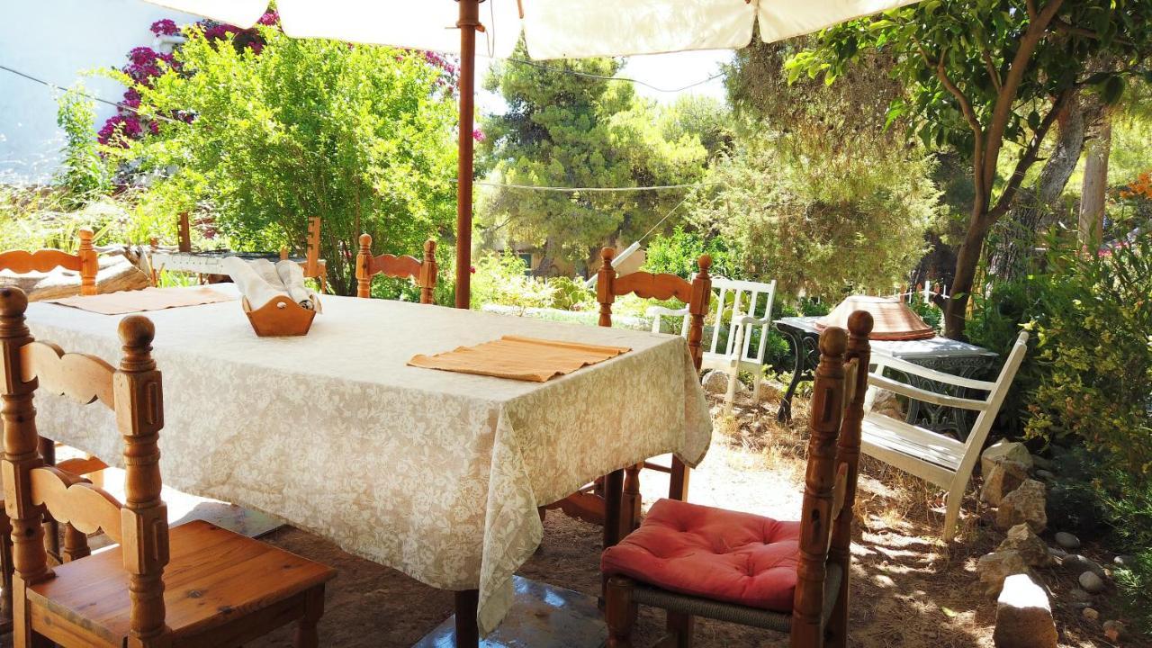 Fistiki Rooms Agia Marina  Esterno foto