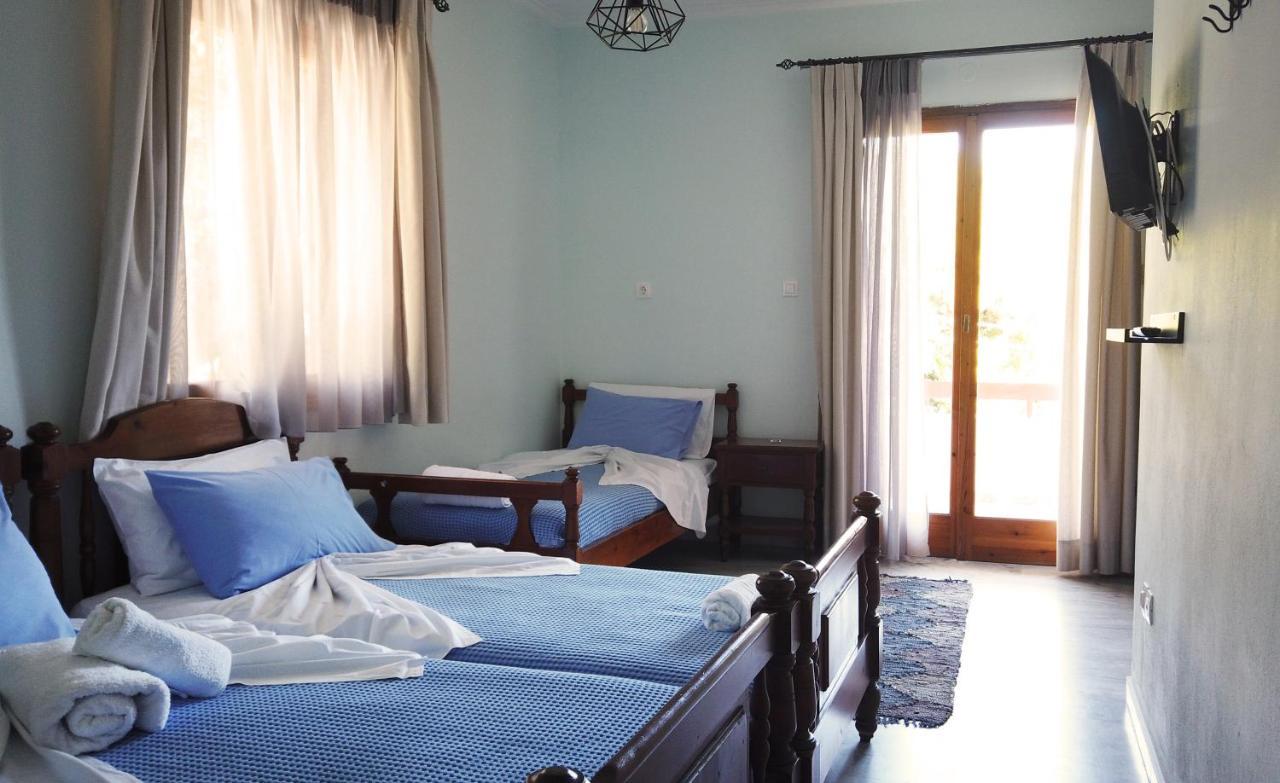 Fistiki Rooms Agia Marina  Esterno foto